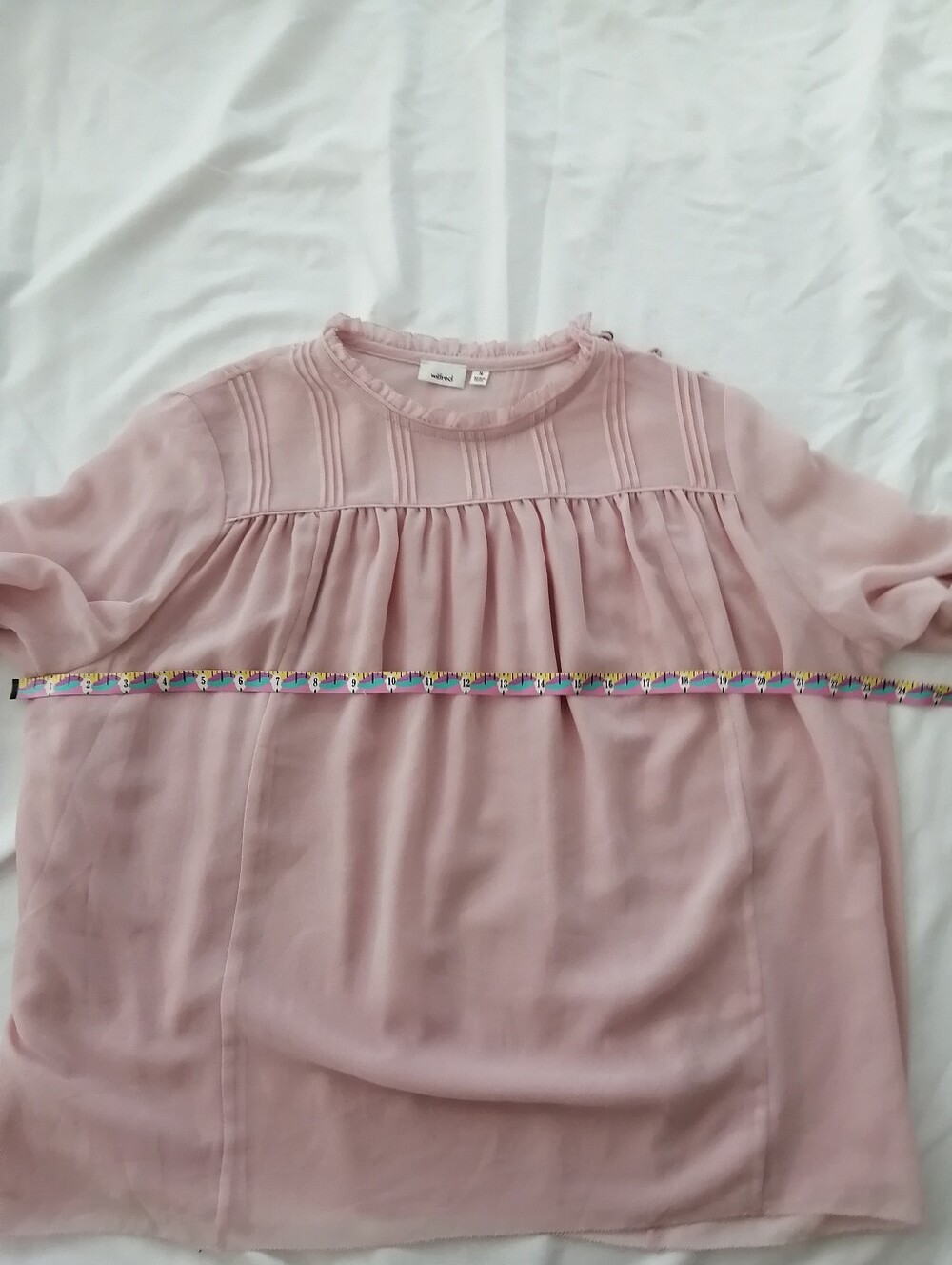 Aritzia Wilfred Lourdes Pink Pleated Chiffon Blouse Shoulder Button Medium - Picture 13 of 15